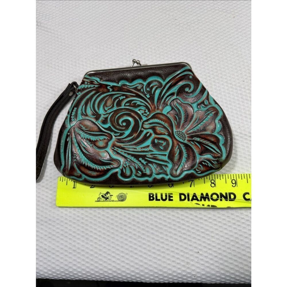Patricia Nash Savena Wristlet - Picture 3 of 10
